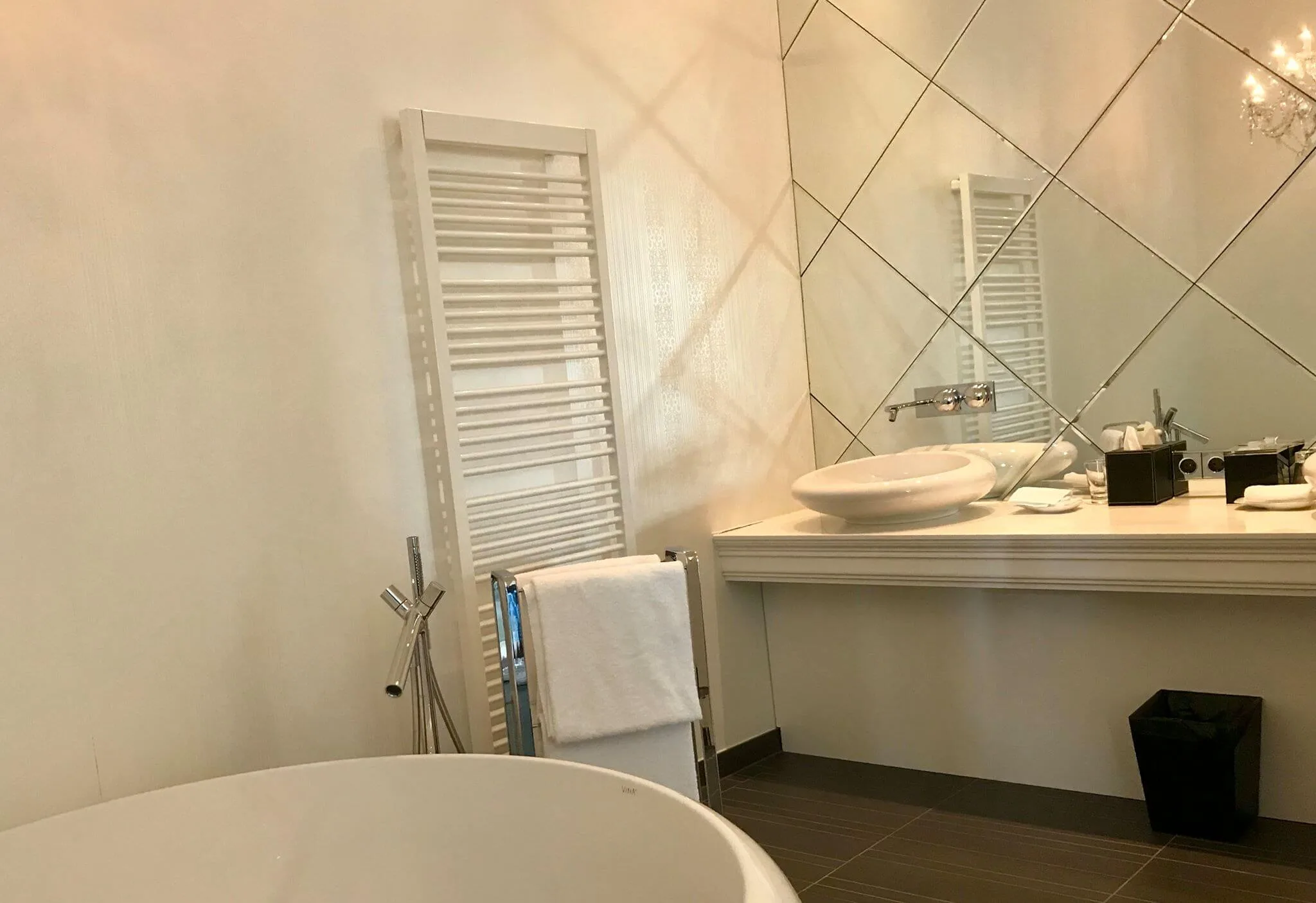 Das Kameha Grand Bonn, Ihr Design und Lifestyle Hotel am Rhein. Ob Urlauber oder Business Gast, das Kameha bietet Ihnen ein einmaliges Erlebnis.