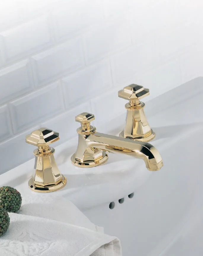 THG Paris Armaturen und hochwertiges Badezimmer-Zubehör für ihr Badezimmer Design Edler Stein, Kristallglas, Porzellan, optisches Glas, natürlicher Marmor: THG Paris wählt sorgfältig Materialien hoher Qualität zur Schaffung außergewöhnlicher Stücke. THG Paris steht für zeitlosen Luxus im privat Spa und eine außergewöhnliche Lebensart.