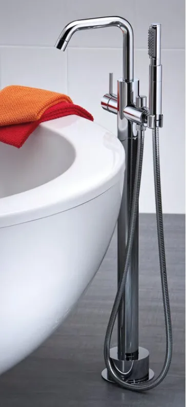 THG Paris Armaturen und hochwertiges Badezimmer-Zubehör für ihr Badezimmer Design Edler Stein, Kristallglas, Porzellan, optisches Glas, natürlicher Marmor: THG Paris wählt sorgfältig Materialien hoher Qualität zur Schaffung außergewöhnlicher Stücke. THG Paris steht für zeitlosen Luxus im privat Spa und eine außergewöhnliche Lebensart.