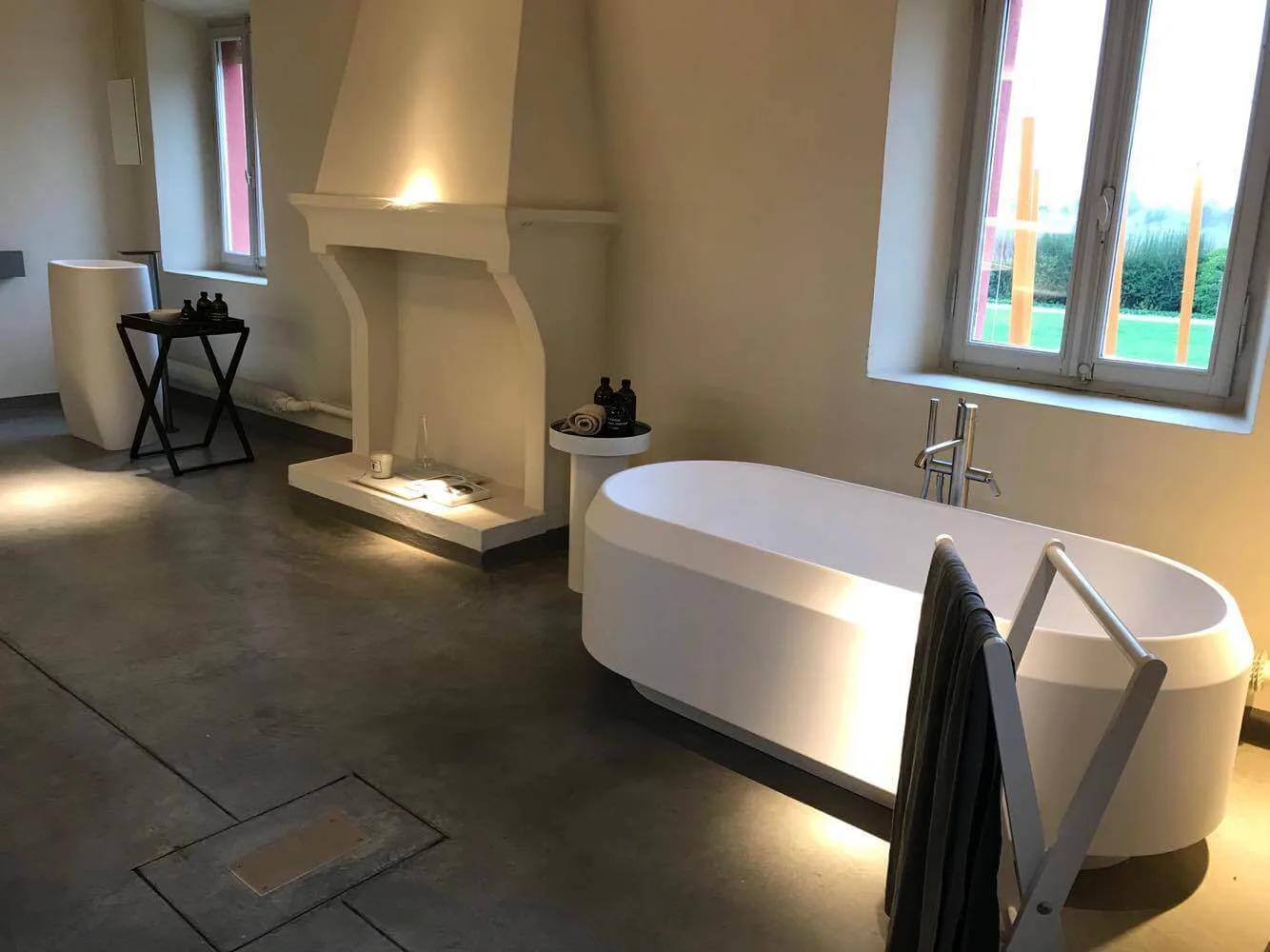 Bad Designprodukte,agape - Design Badobjekte,agape bad,Italienisch puristisches Design,AGAPE Produkte,Agape Architektur,Agape Kollektionen,Agape Badambiente aus Italien,agape badewanne preis,privat Spa,agape badmöbel,agape waschbecken,agape spoon,agape outlet,agape italien,spa wellness konzepte,wellness & spa design