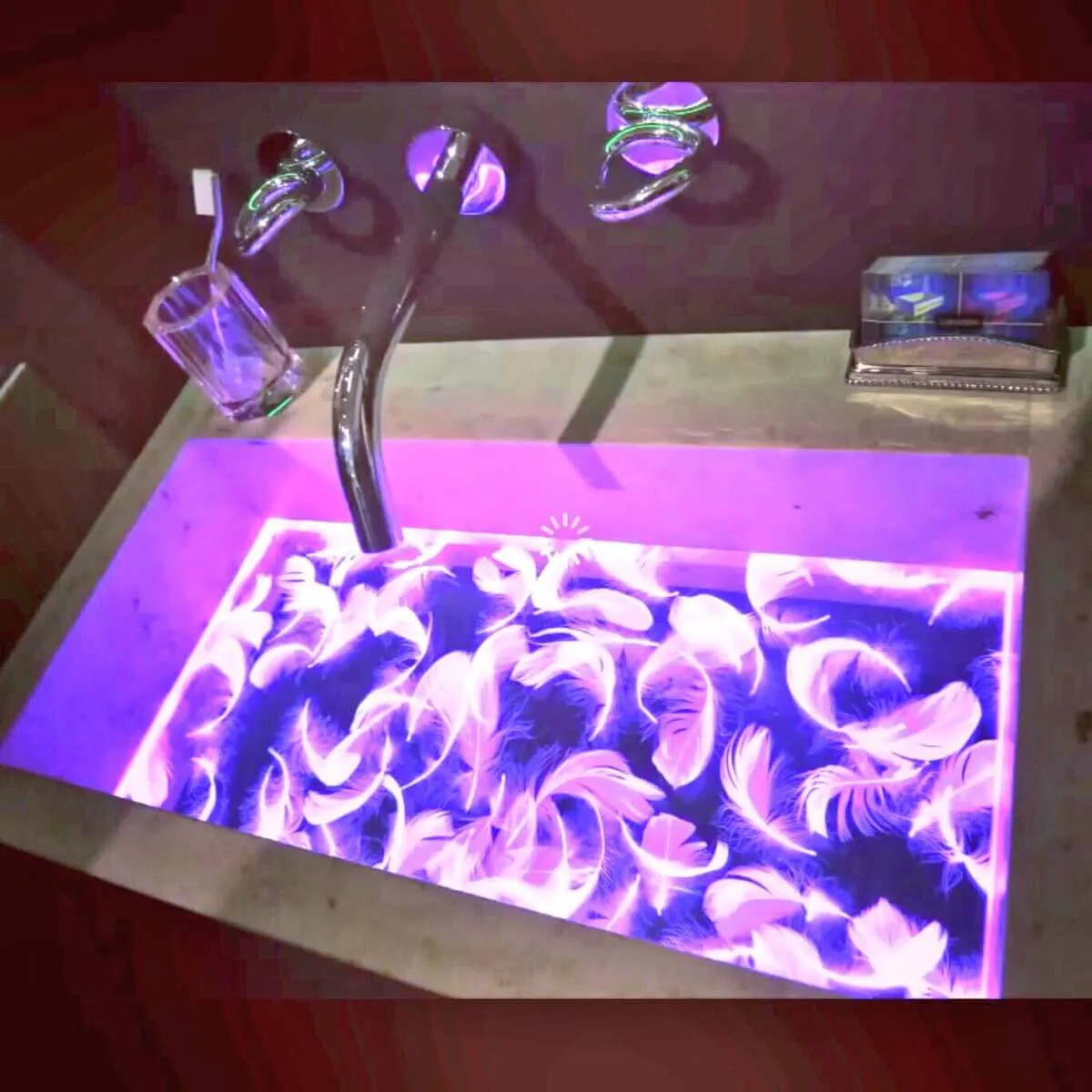 individueller Badezimmer Trends,Trendvorschau,farbe des jahres,farbe des jahres 2018 pantone,pantone farbe des jahres,pantone farbe 2018,pantone farbe des jahres 2018,was sind pantone farben,Ultra Violet,Trendfarbe,pantone farbe 2018,trendfarbe 2018 wohnen,Livingbereich,Inspiration Design,Innenarchitektur,Badtrend,Smart Home,Inneneinrichtung dem Badezimmer Badarchitektur