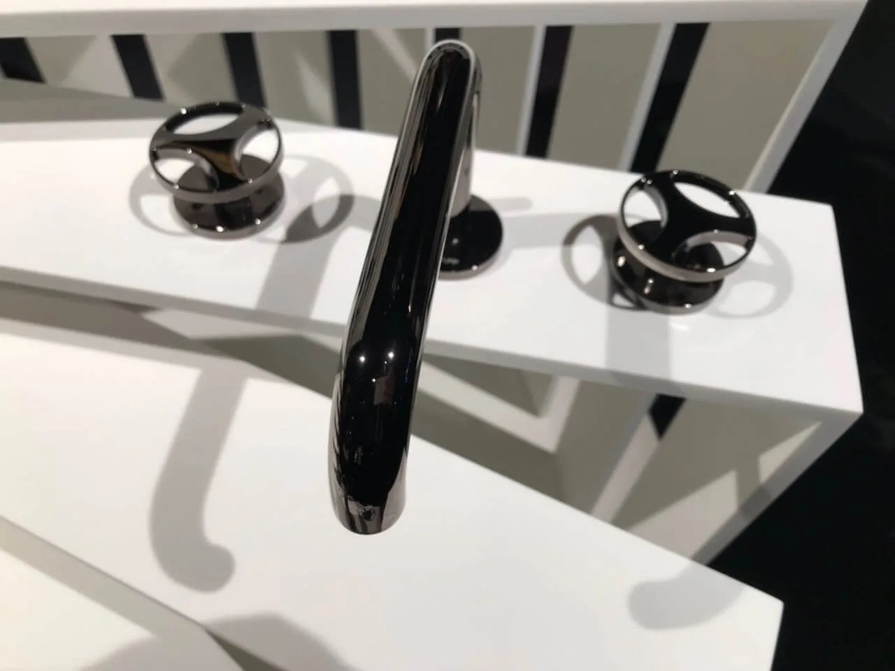 Contemporary Bathroom Designs, Graff Armaturen,Graff Badezimmer, Graff Dusche, Aqua-Sense Dusch-Kollektionen, Produkte GRAFF, Waschtischarmatur Graff , Graff sento, Graff luna, Graff ametis