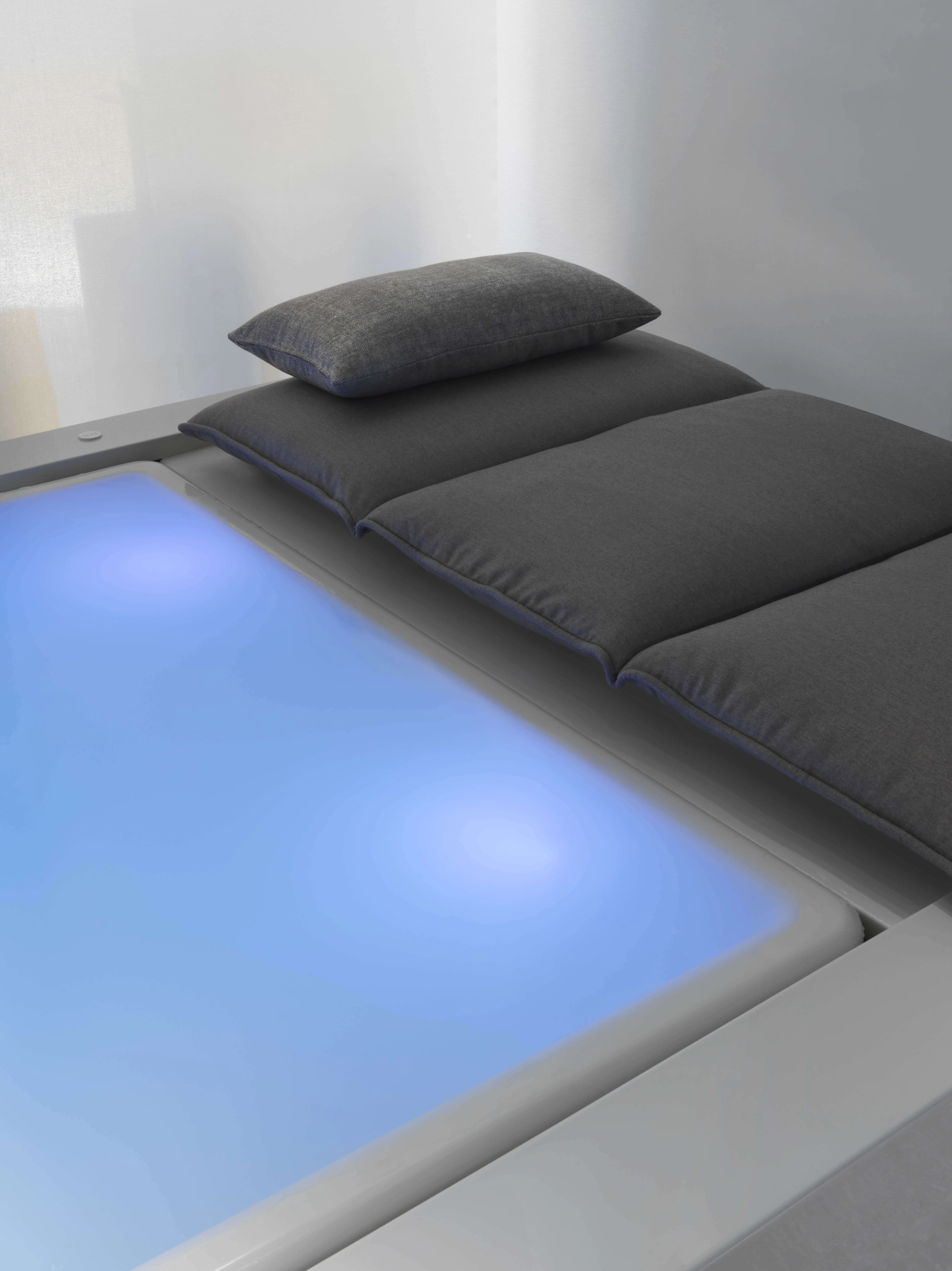 Zucchetti.Kos Pool Quadrat Relax Verkauf Beratung Spa-Designer Torsten Müller Bad Honnef nähe Köln Bonn Düsseldorf Münst