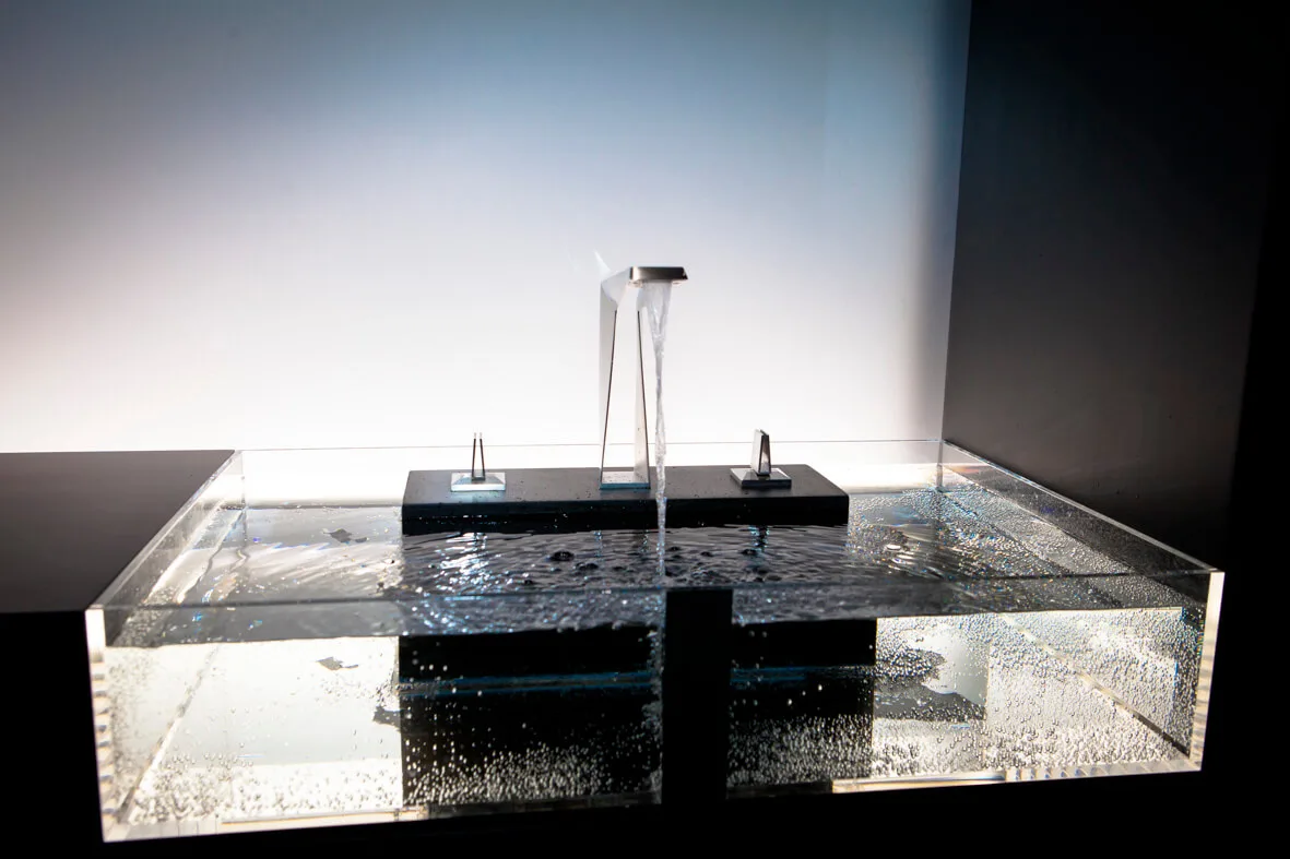 Grohe 3D Armatur für 12.000 Euro. Die Zukunft wie das Wasser fließt. Grohe 3D Armatur für 12.000 Euro. Die Zukunft wie das Wasser fließt.