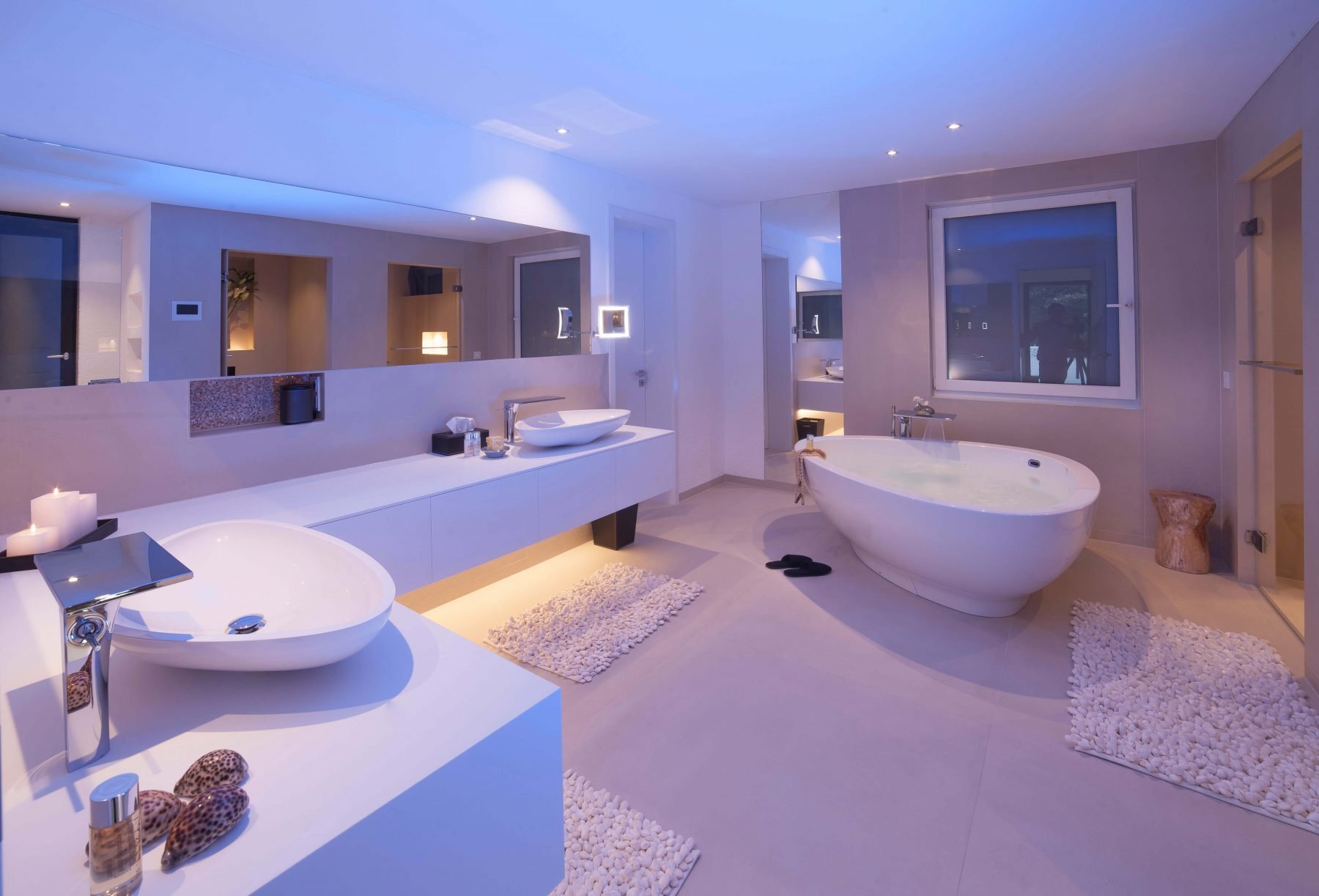Wellness bad zu Hause Badezimmer Wellnessbereich Luxus Traumbad Design by Torsten Mueller Cologne Wellness im Badezimmer Design Ein Luxus Traumbad vom Designer Torsten Mueller aus Bad Honnef am Rhein nähe Köln Bonn