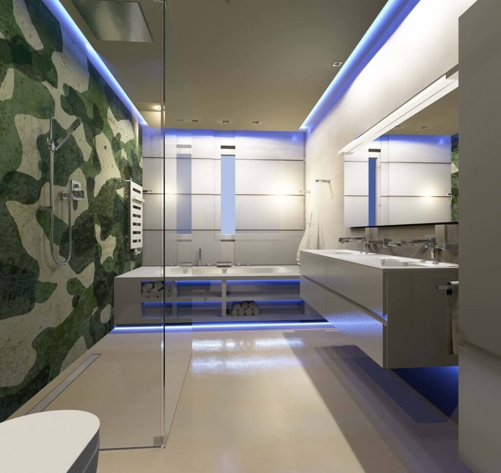 Badezimmer in hellen Tönen mit blauen Vouten und Wandtapete im Military-Look
