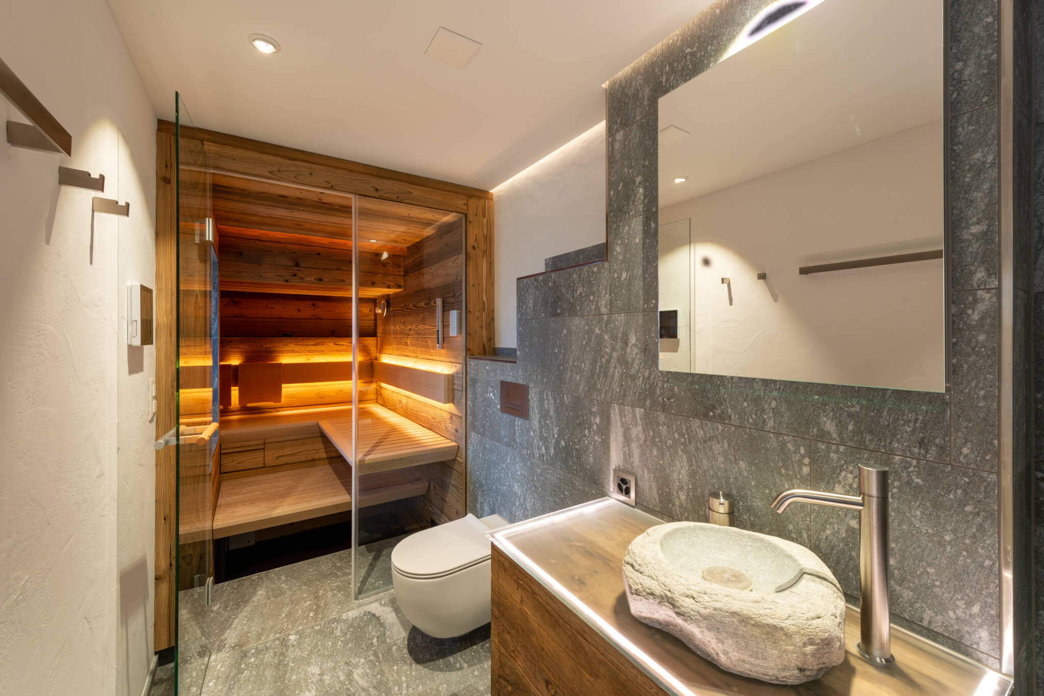 Badezimmer-Trend-2021-Sauna-im-kleinen-Bad-Klafs-1