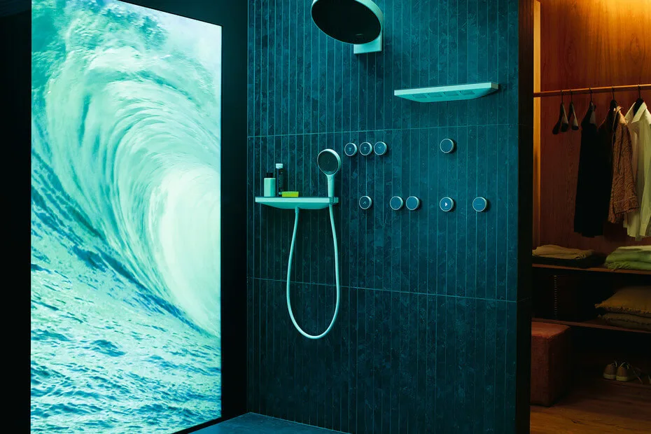 Dusche mit intelligenter Dusche Raintunes von Hansgrohe