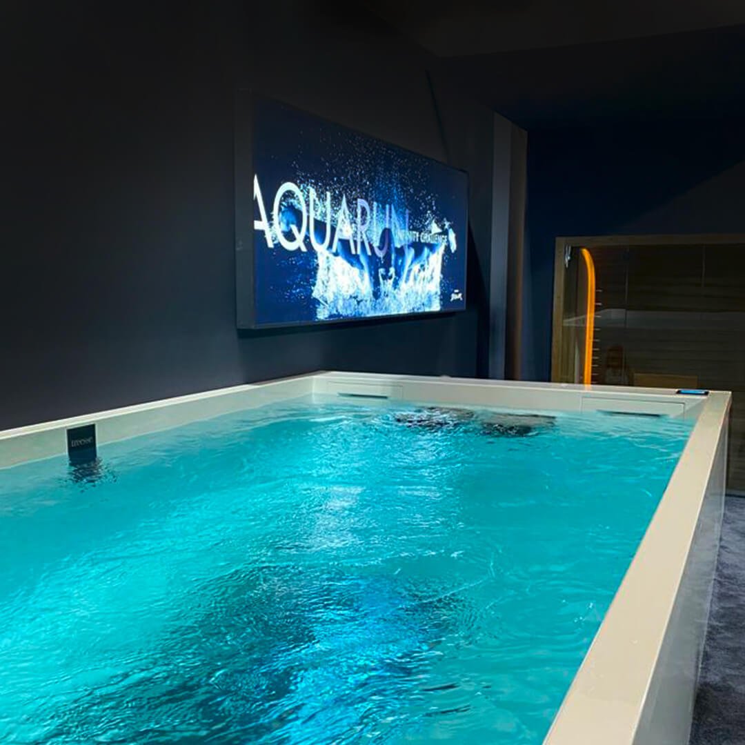AQUARUN von Marc Sadler by Treesse (2) AQUARUN der Schwimmpool by treesse