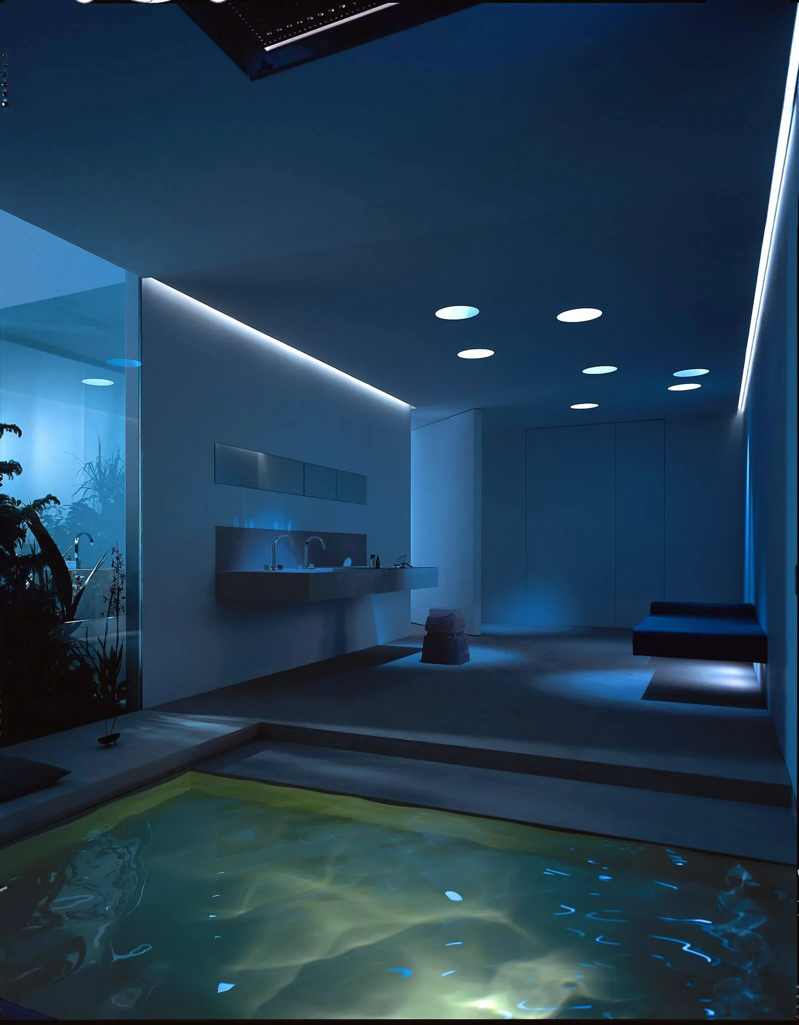 Minimalistische Luxusbad-Architektur als Private Spa