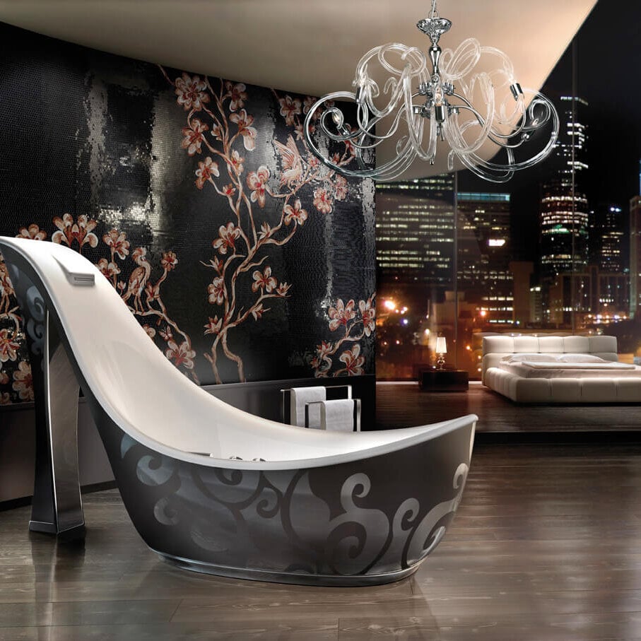 Sicis-Badewanne für moderne Bäder Opulente Badewanne in Form eines High-Heels von Sicis